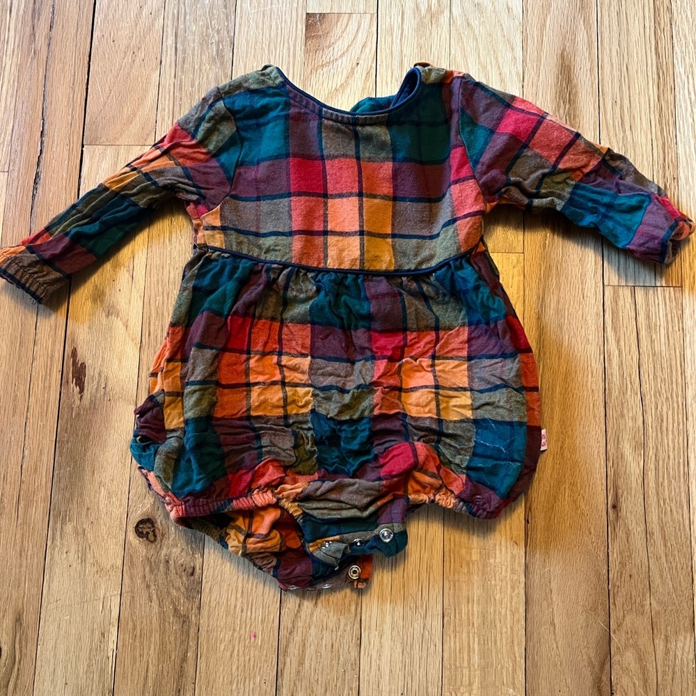EUC Rufflebutts 6-12 month romper